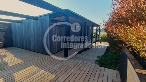 Casa En Venta De 1 Dorm. En Puchuncaví
