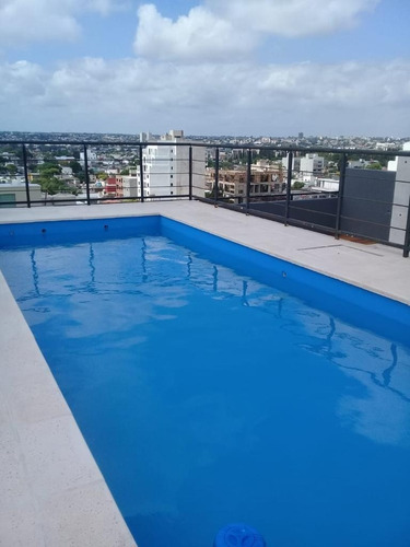 Imagen 12 de 13 de Vendo Departamento 2 Dormitorios, 2 Baños, Patio, Terraza Con Pileta B° A. Alberdi