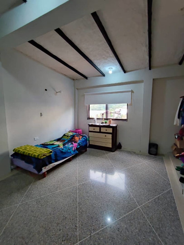 Imagen 15 de 21 de Venta De Casa En Bare Bare, Sector La Castellana. Adlz