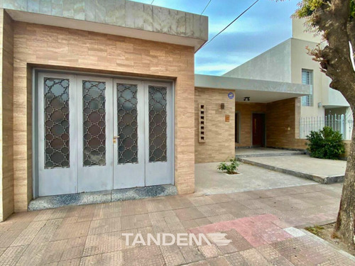 Casa En Venta En Barrio Jardín