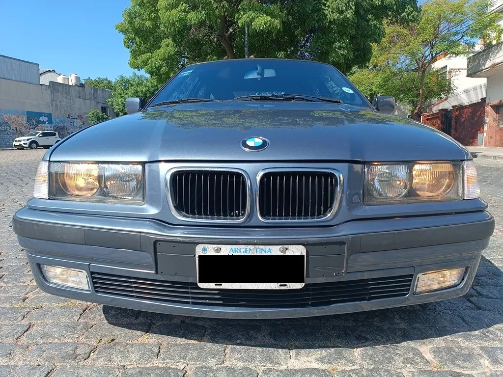 BMW Serie 3 2.5 323 Compact Ti