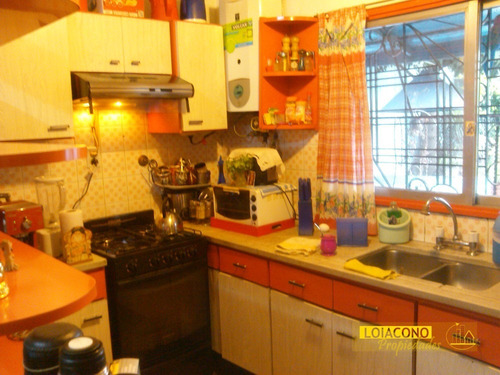 Casa 4 Amb En Venta - Aquino 6000- Loiacono Propiedades