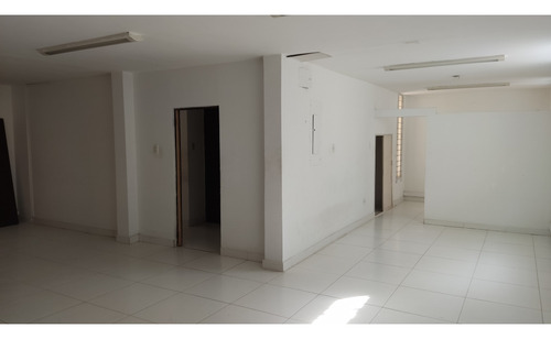 Venta - Casa Oficinas - Chuchurubi - Montería