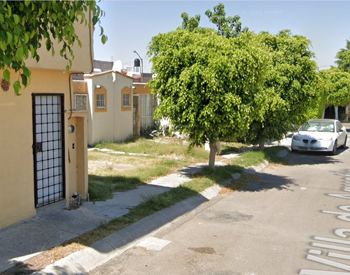 Casa Adjudicada Ubicada En Villa De Agustín, Villas Del Bajio Iii, Celaya, Gto. Sk04