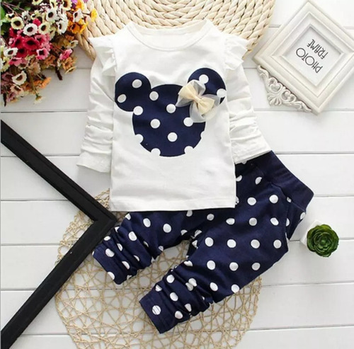 Conjunto De Bebe Niña Con Diseño.