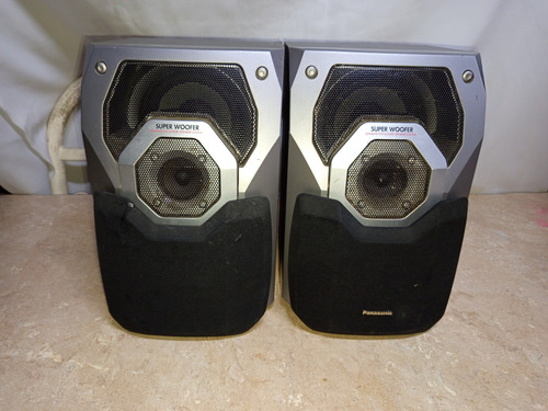 Módular Panasonic Ak27 Super Woofer Par De Bocinas 6 Ohms Gris Plata 200 W (Usado)