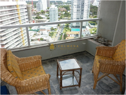 Lindo Apartamento En Brava Con Vista Hacia La Mansa- Ref: 3782
