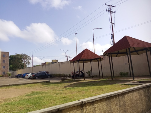 Imagen 4 de 13 de Apartamento En Conjunto Residencial Atlantis 303. Río Caura, Puerto Ordaz