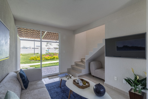 Imagen 9 de 14 de Venta De Casa Con Terraza Frente A La Alberca