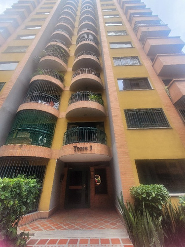 Baja De Precio Apartamento Urb. La Granja, Guaparo Norte Parque Residencial. Luz Coelho.