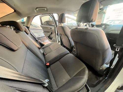 Ford Focus III 1.6 Sedan S