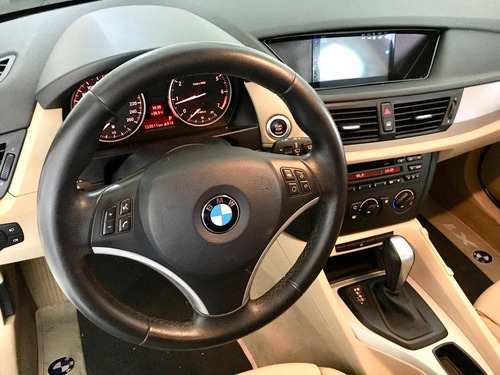 Imagem 7 de 14 de Bmw X1 2.0 16v Gasolina Sdrive18i Top 4p Automático