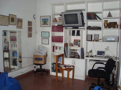 Imagen 18 de 19 de Lote De 650 M2 Con Casa A Reciclar 5 Ambientes - Venta - Ituzaingo Norte - Permuta