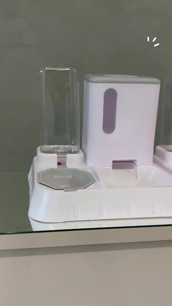 Bebedouro Com Comedouro Alimentador Automático Gravidade Pet Cor Cinza — imagem 2