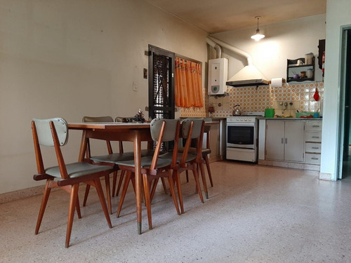 Venta Casa En San Vicente, Zona Centro