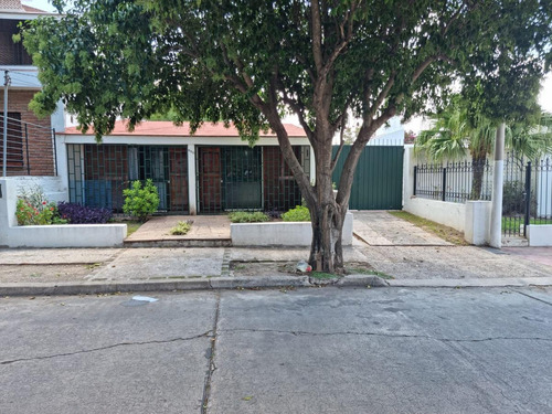 Imagen 2 de 16 de Casa - Alto Alberdi