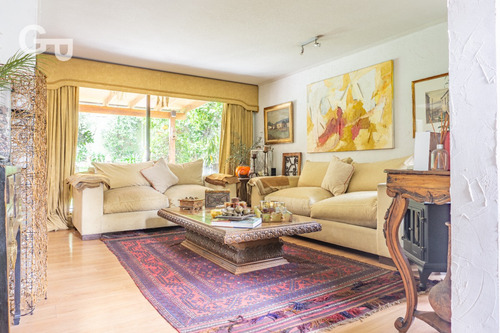 Amplia Casa En El Carmen, Ideal Para Familia Numerosa