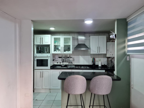 Duplex / Luis Thayer Ojeda / Metro Tobalaba