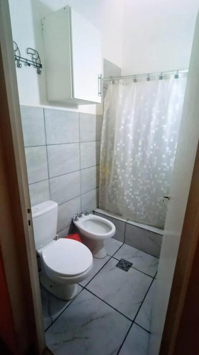 Casa En Venta - 3 Dormitorios 3 Baños - Cochera - 346mts2 - Trapiche