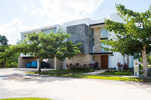 Imagen 7 de 30 de Residencia De 10 Recámaras En Privada - Simplemente Espectacular - Temozón Norte