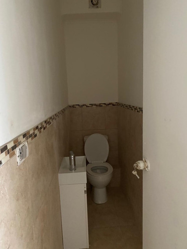 Arriendo Amplio Local En Av. Libertad , Viña Del Mar