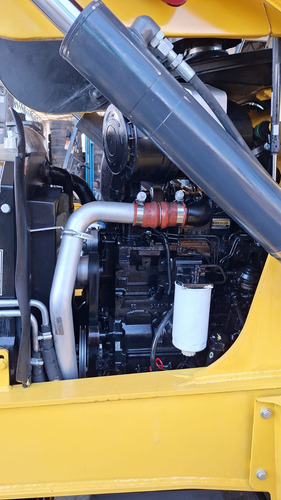 Carregadeira New Holland B110b 2020 4x4 Caç.1m3 7.2t.1º Dono