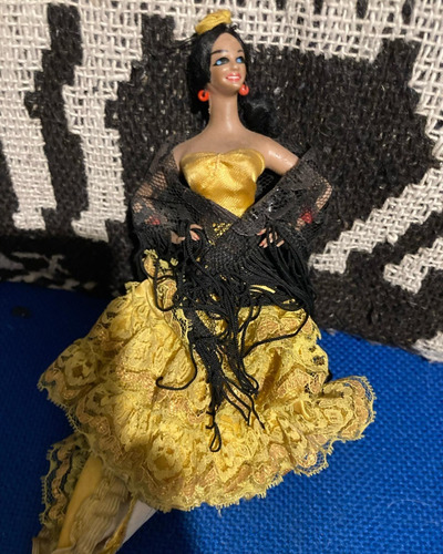 Muñeca Antigua De Los Años 60s Vestido Flamenco