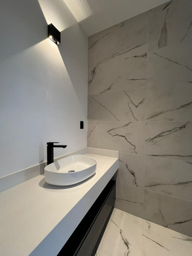 Casa En Zibatá Con Recámara En Planta Baja Y Sala De Tv M1