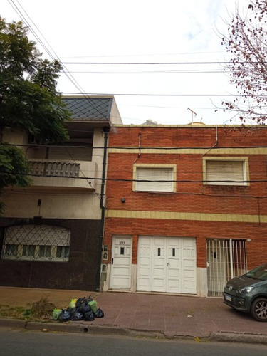 Departamento Tipo Casa En Venta Cond En Lanus Este