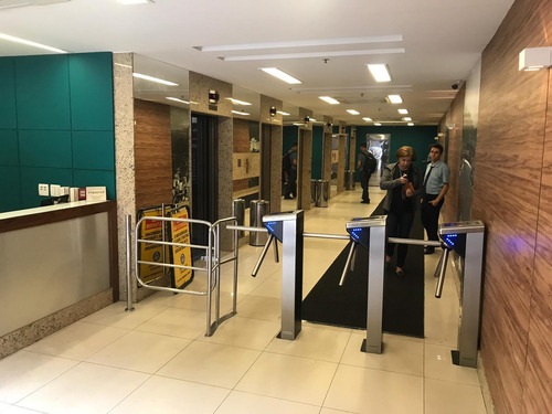 Imagem 12 de 16 de Sala Comercial À Venda Na Avenida Rio Branco, 45, Centro, Rio De Janeiro - Rj - Liv-2451