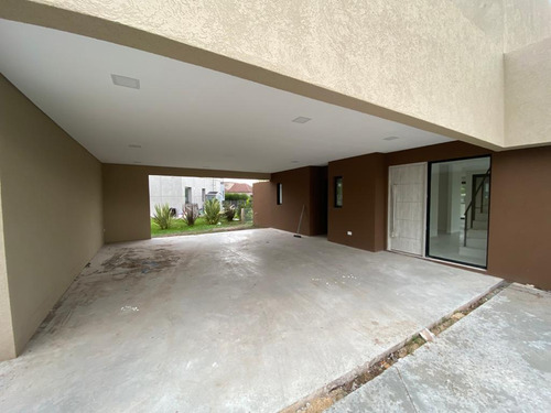 Casa 4 Amb C/ 2 Cocheras Y Pileta - Terravista