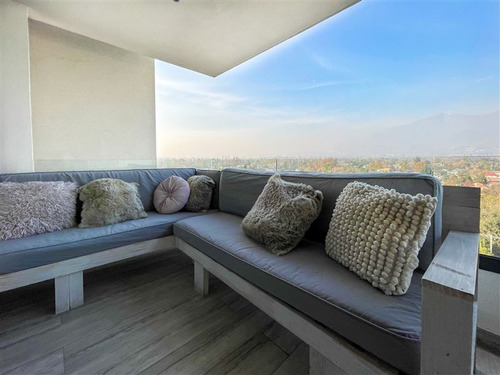 Departamento En Venta De 3 Dormitorios. En Las Condes