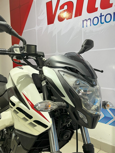 Bajaj Rouser Ns 200