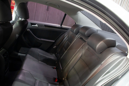 Volkswagen Vento 2.5 Luxury 170cv Tiptronic