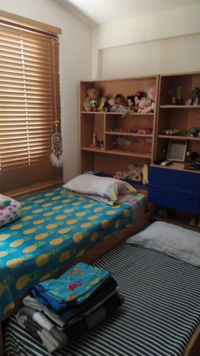 Apartamento Con Local Comercial