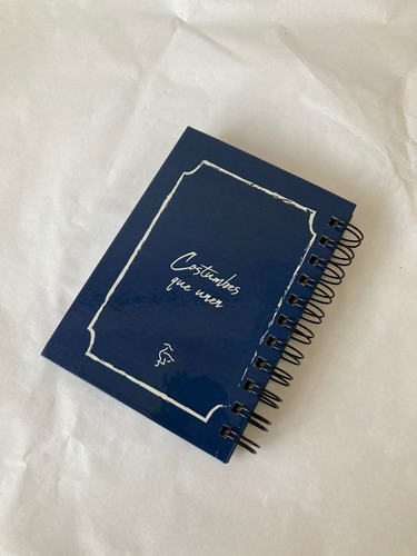 Imagen 2 de 3 de Cuaderno Grande 22cm X 15cm 80 Hojas Tapa Azul