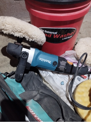 Makita 9237c Pulidora Kit