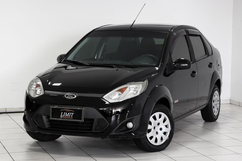 Ford Fiesta 1.6 Rocam Sedan 8v