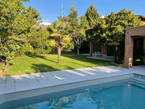 Imagen 18 de 21 de Excelente Casa En Venta En Condominio En Las Condes