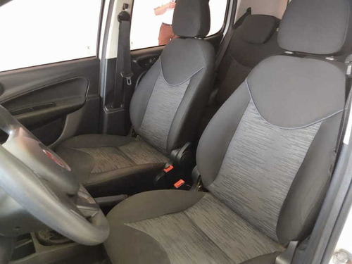 Imagem 5 de 11 de Fiat Uno Attractive 1.0
