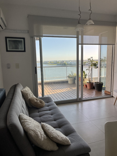 Alquiler Exclusivo Departamento Con Vista Al Lago En Islas Del Golf, Nordelta
