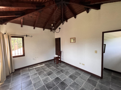 Casa En Venta O Alquiler En Ruta 28, Castellanos, San Loren