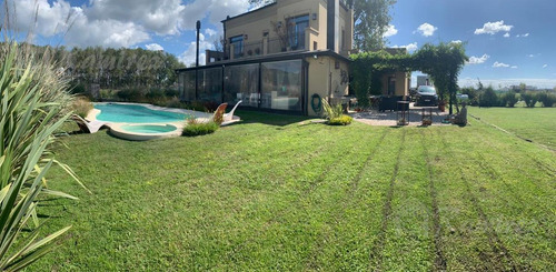 Excelente Casa 5 Amb. En Venta - Barrio La Alameda, Canning (e. Echeverria)