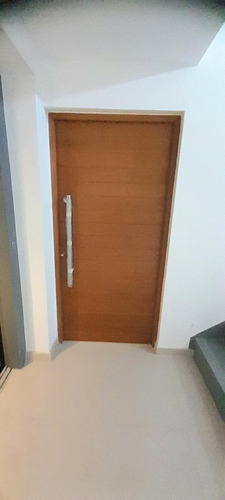 Imagen 5 de 16 de Edificio Comercial A Estrenar 12 Ambientes, Cocheras, Detalles De Categoría.
