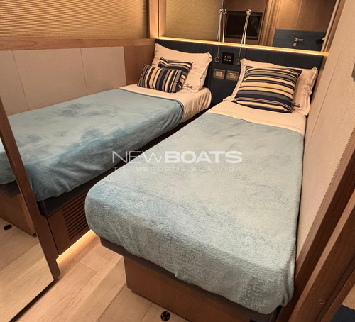 Intermarine 62 Ñ Azimut Schaefer Ferretti Princess