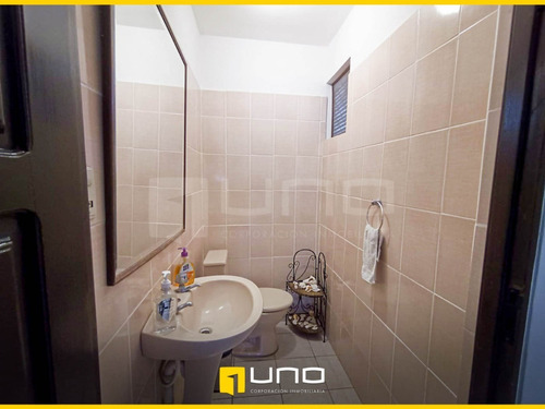 Imagen 9 de 27 de Esta Linda Casa De 1 Planta En Un Barrio Seguro De La Zona Oeste Puede Ser El Hogar Que Tu Familia Está Buscando