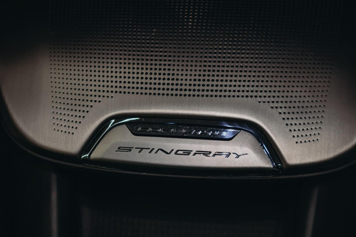 Chevrolet Corvette STINGRAY TARGA