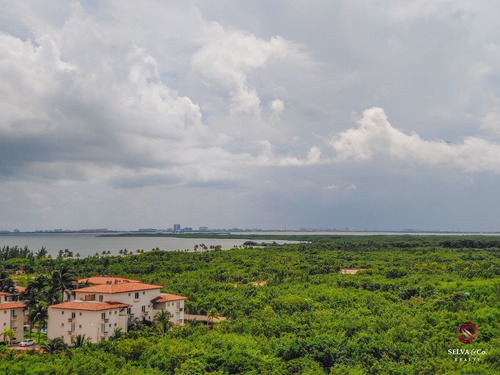 Condominio De 2 Recamaras En La Mejor Zona, Cancun