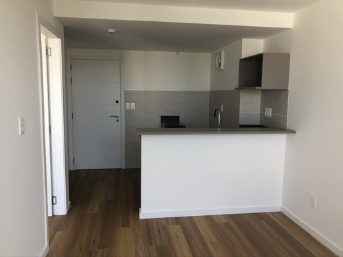 Alquiler Apartamento 8 De Octubre
