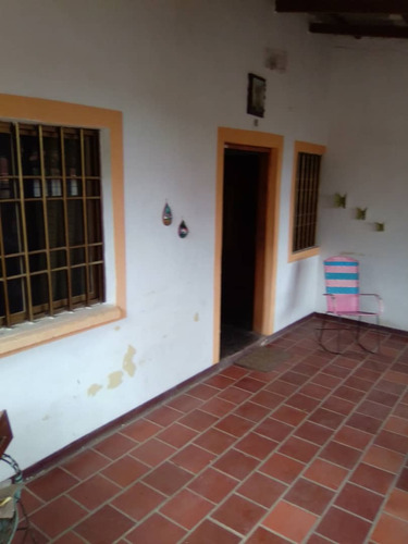 Se Vende Casa En Sector El Valle Carupano  Ve02-016ces-myafar